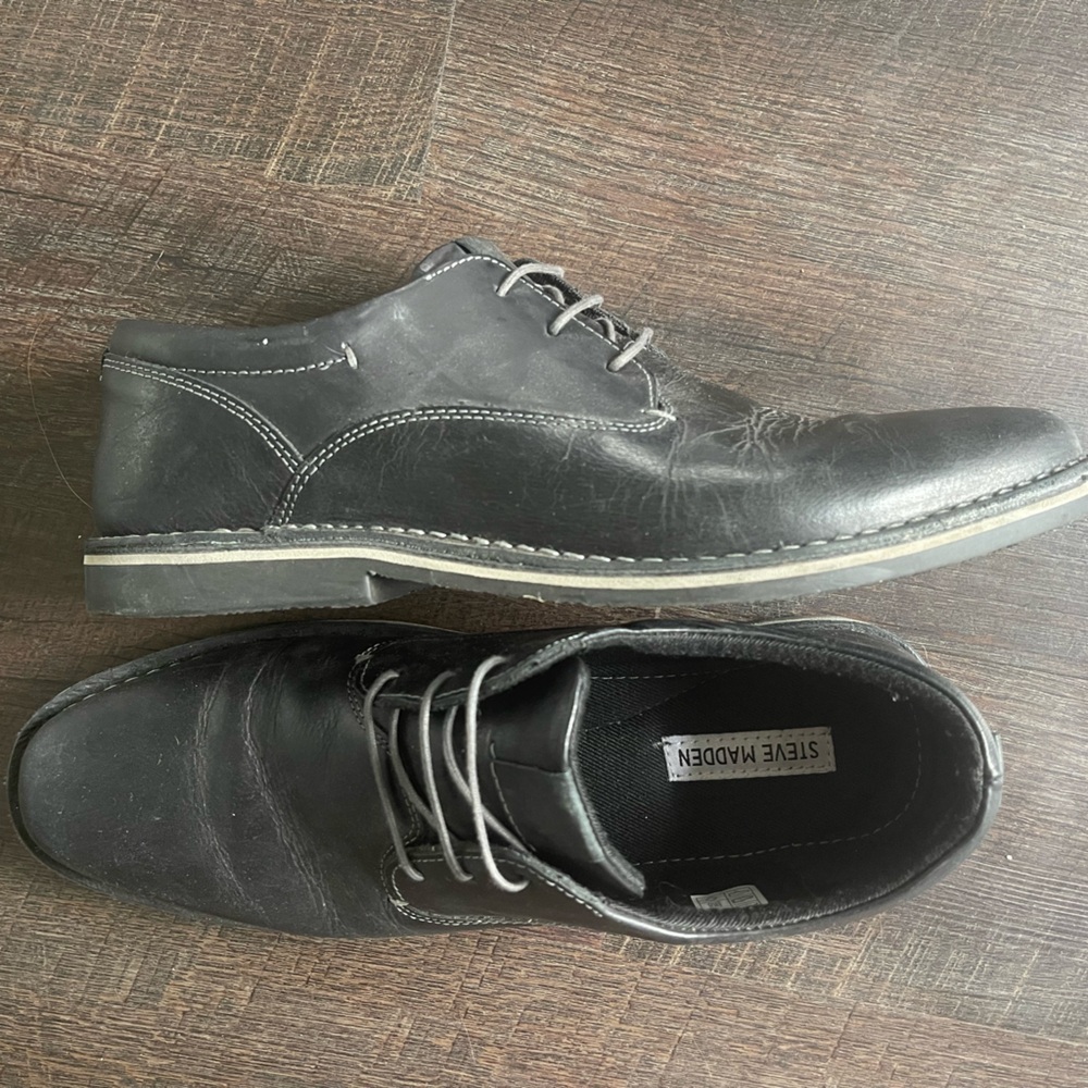 Men’s Steve Madden dress shoes